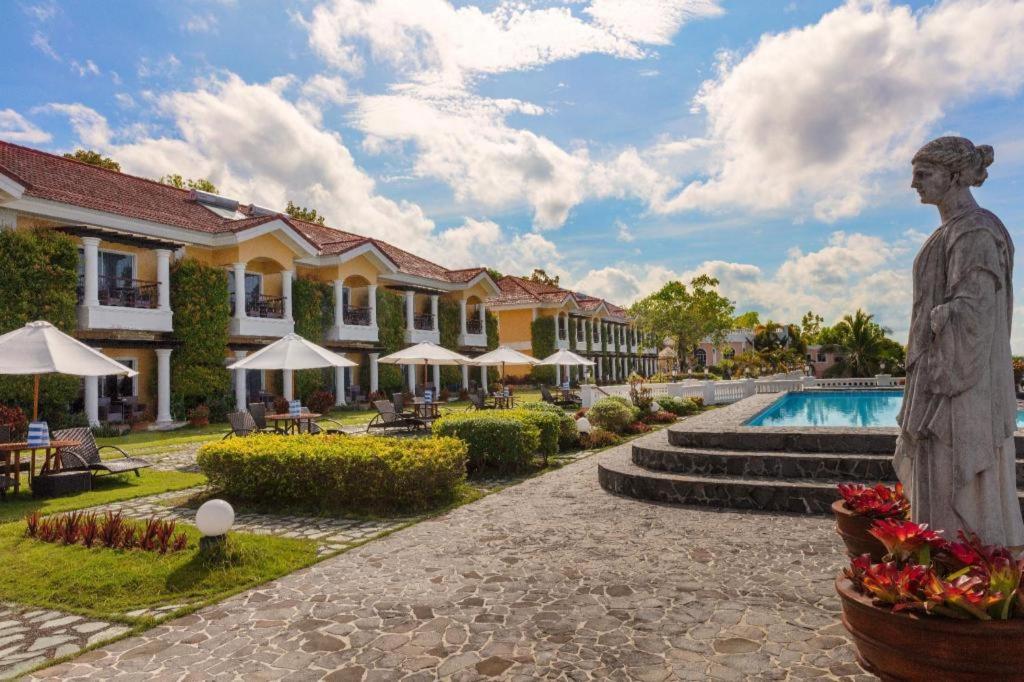 Hotel The Peacock Garden Panglao Exterior foto